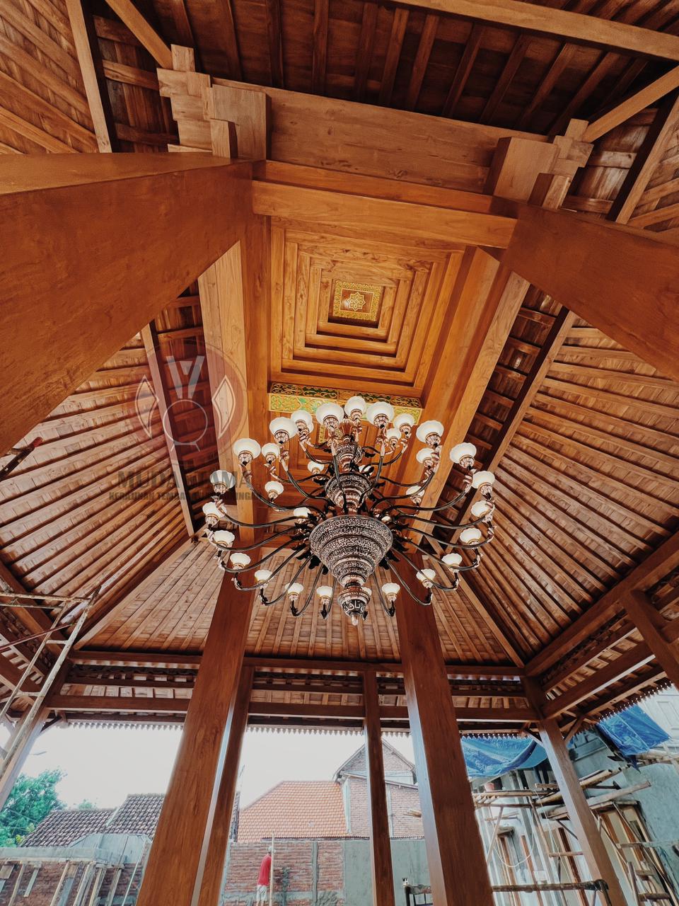 lampu-gantung-3-tingkat-kaligrafi